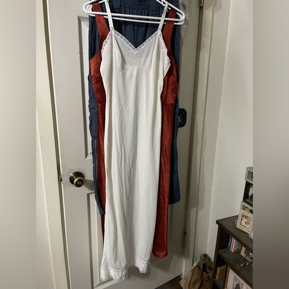 Vintage full length slip and vintage chemise - Picture 1 of 9